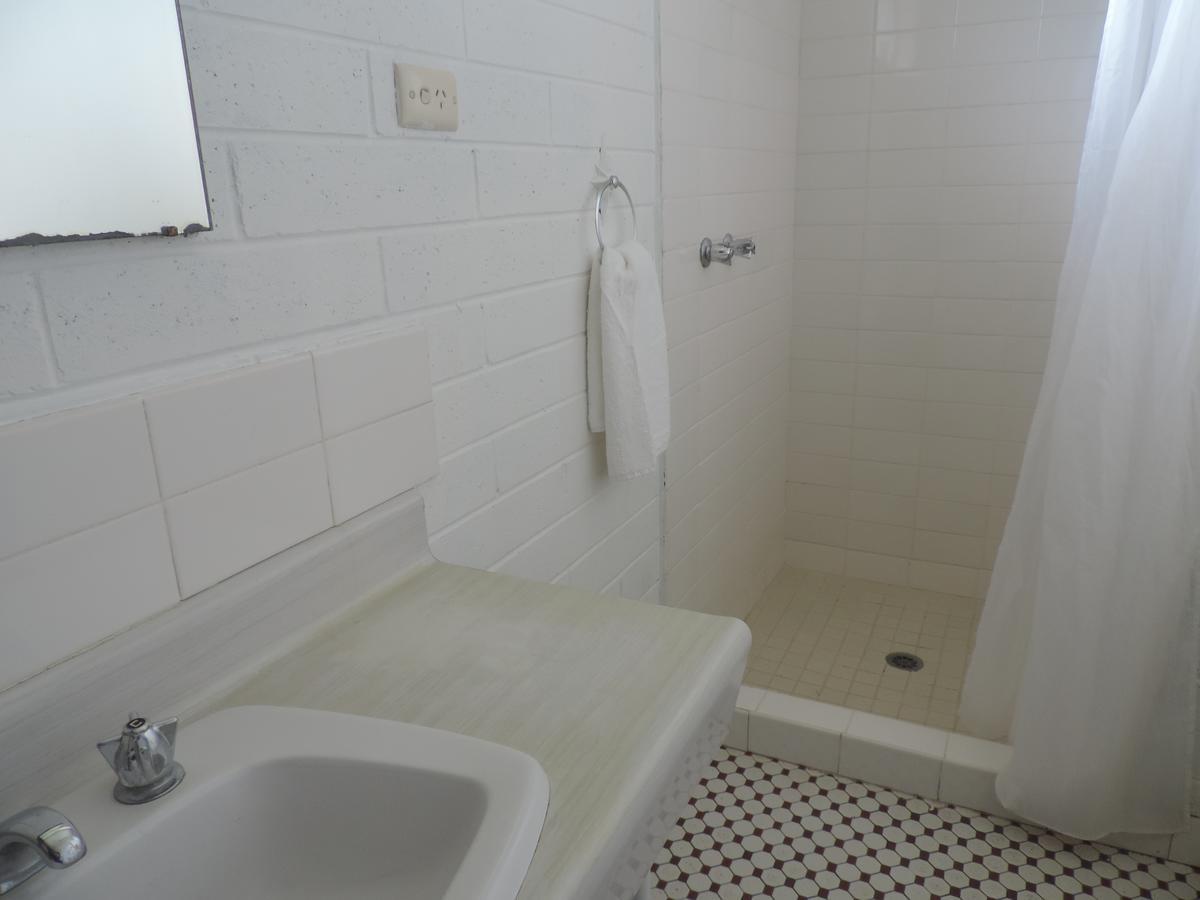 Simpson Hotel Motel Bagian luar foto