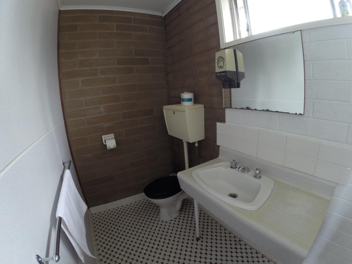 Simpson Hotel Motel Bagian luar foto